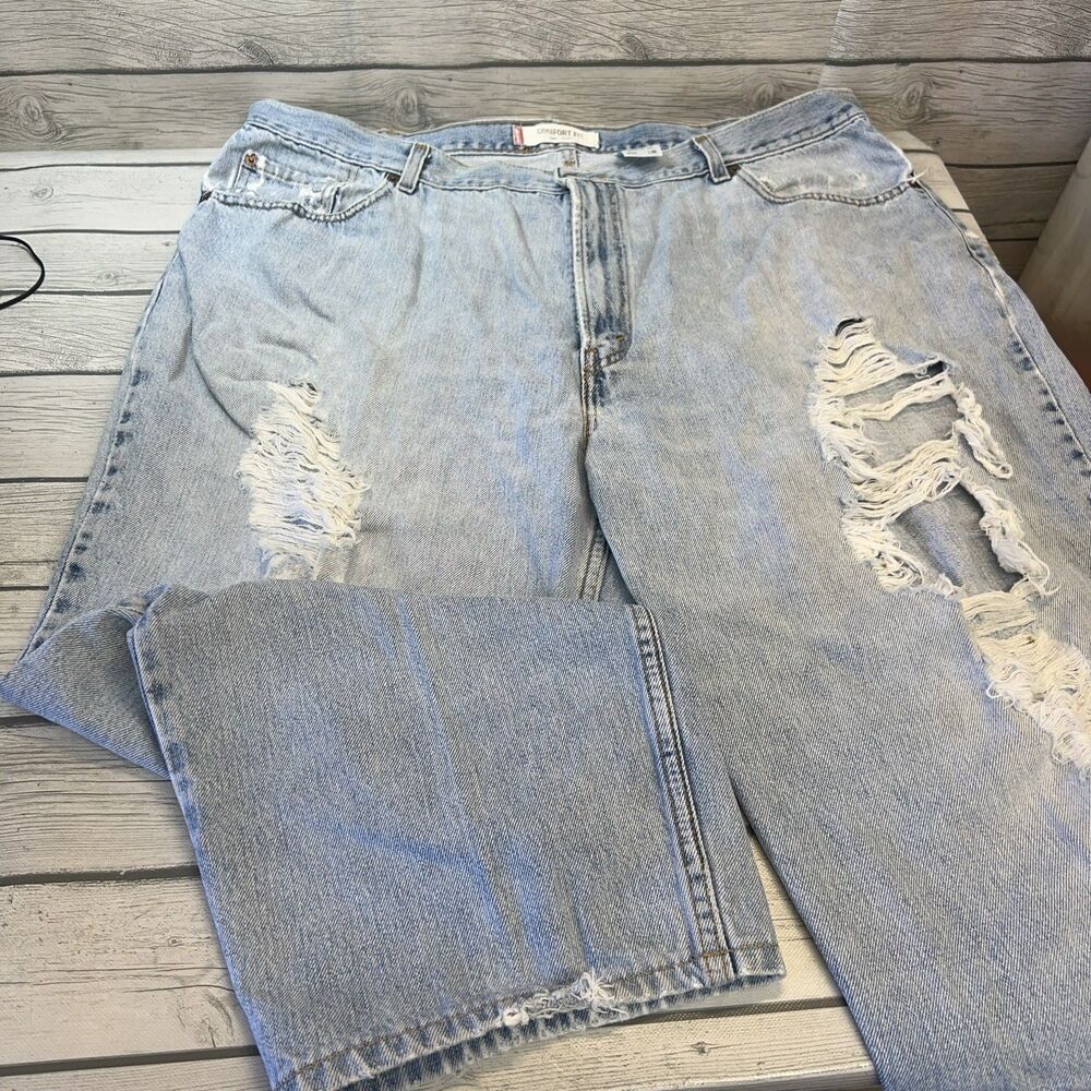 Vtg Levi's 560 Jeans Men 44x30 Blue Comfort Fit Tapered Baggy Light Wash Y2K